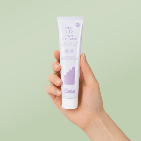 Scrub viso senza allergeni